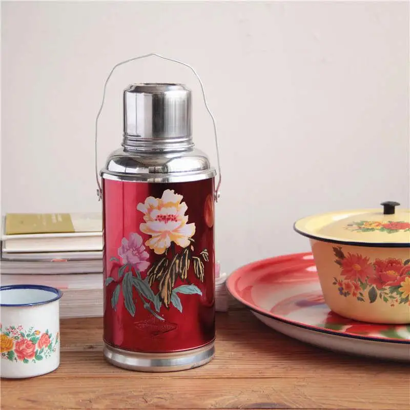 botella-termica-de-agua-caliente-estilo-antiguo-marca-mestercock-tetera-aislada-vintage-para-te-con-leche-polvo-de-hielo-articulo-conmemorativo-de-bambu