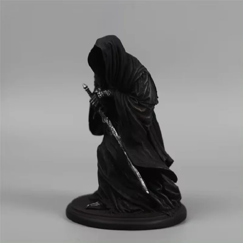 15CM Dark Knight Witch King Black Knight Ring Spirit Model Character Resin Statue Decoration Gift