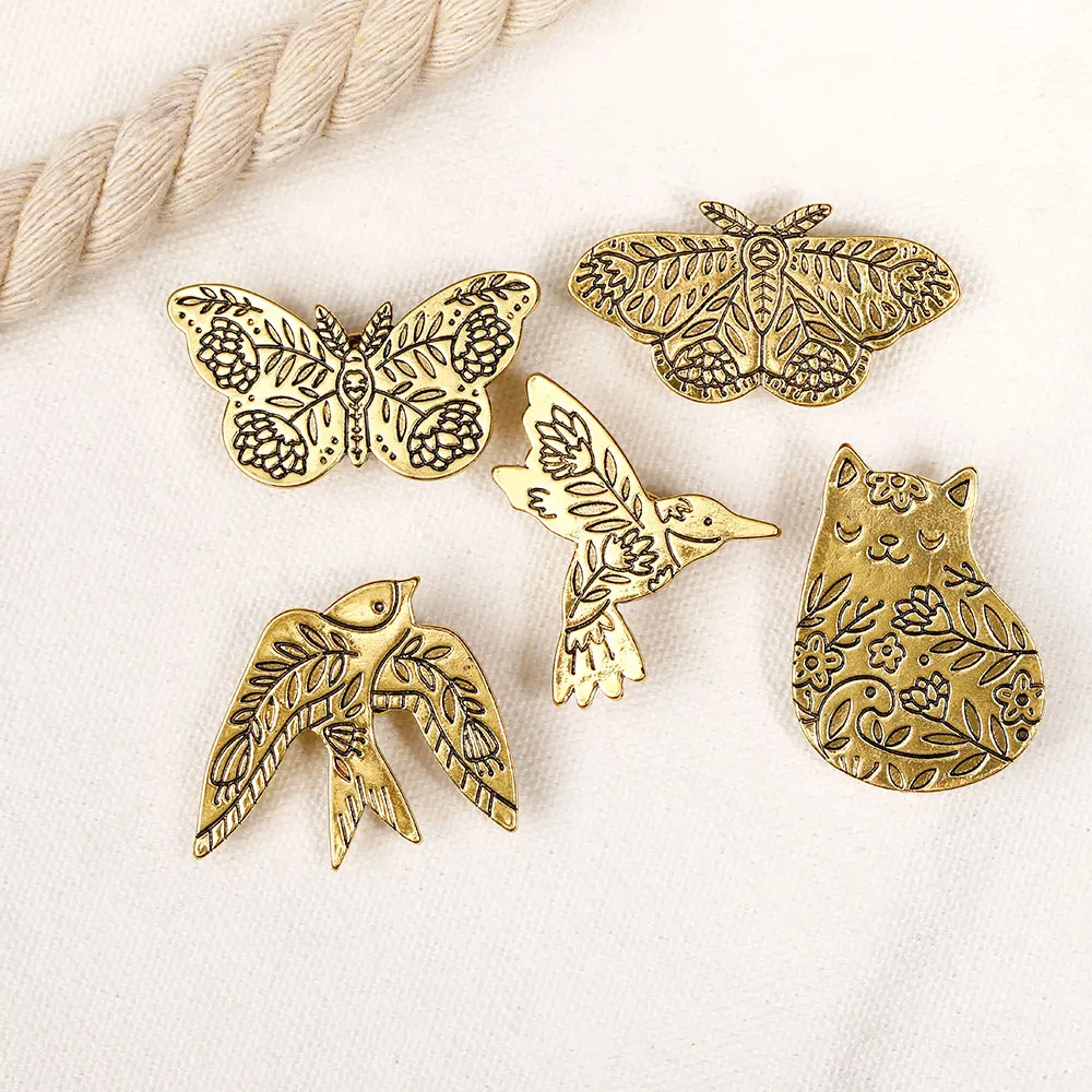 Alfileres de colección de animales de jardín Vintage, broches de bronce con mariposa, golondrina, pájaro, zorro, gato, serpiente, para amantes de la naturaleza, joyería para mochila