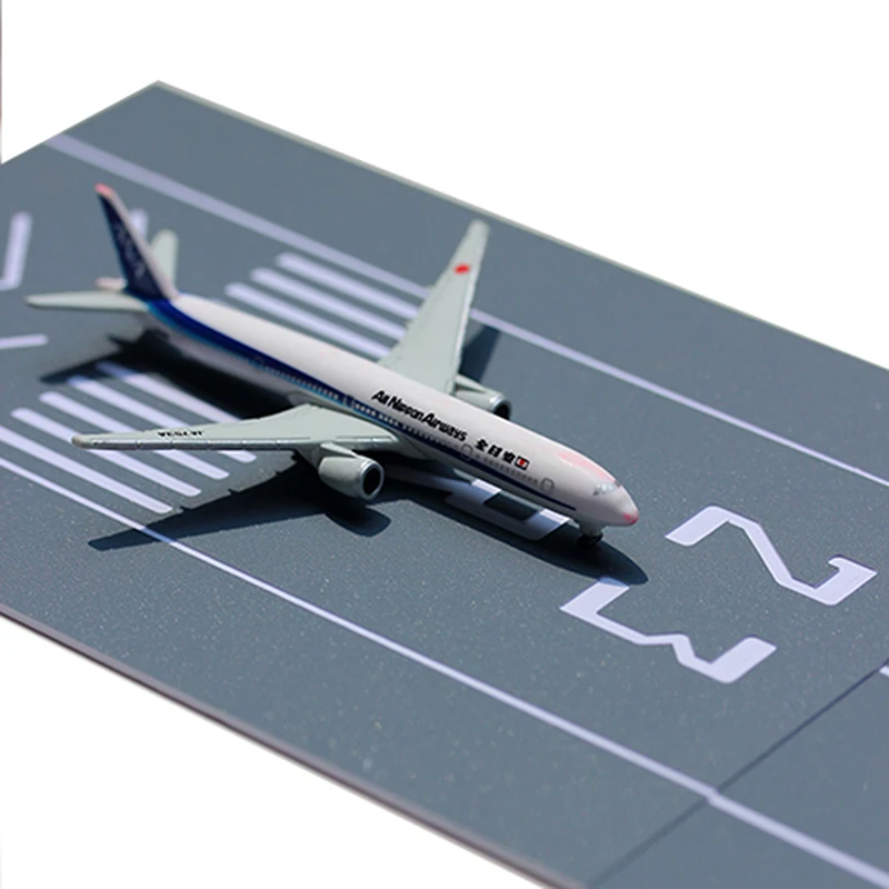 15*10cm DIY Mini Simulation Passenger Aircraft Model Runway Platform Civil Flight Takeoff And Landing Background Sand Table Toy