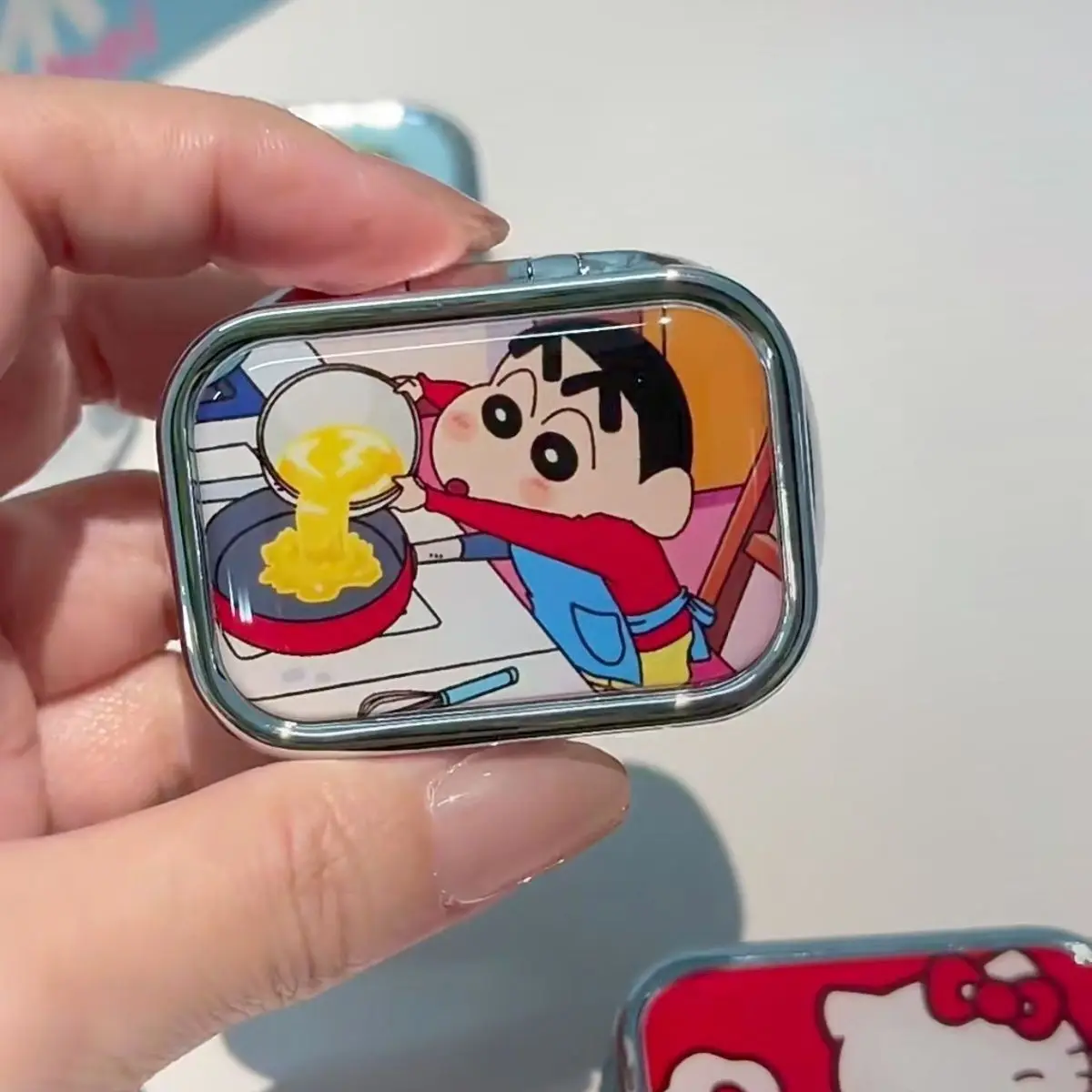 Crayon Shin-chan Mini Sealed Metal Tin Box Moisture Proof Pocket Candy Pill Travel Storage Container for Anime Fans