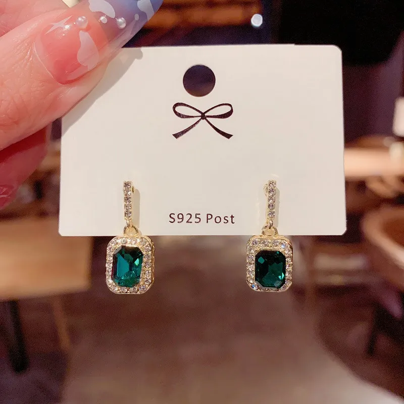 Luxury Green Square Zircon Drop Earrings for Women Elegant Full of Crystal Dangle Earrings Wedding Party Temperament Jewelry