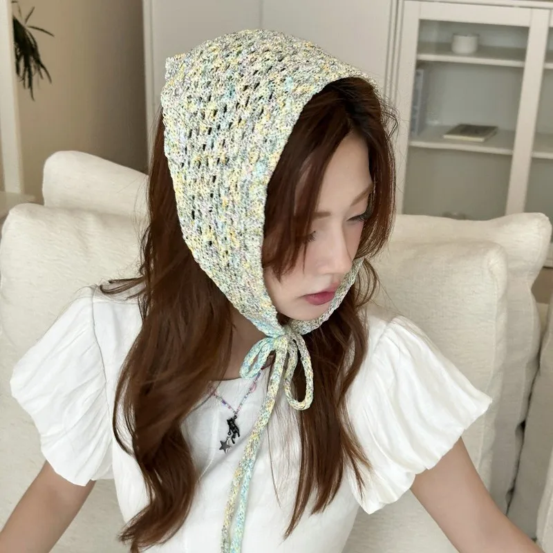 

Korean Version of The New Sweet Mixed-color Hand-crocheted Hollowed-out Triangular Towel Spring and Autumn Thin Lace-up Headband
