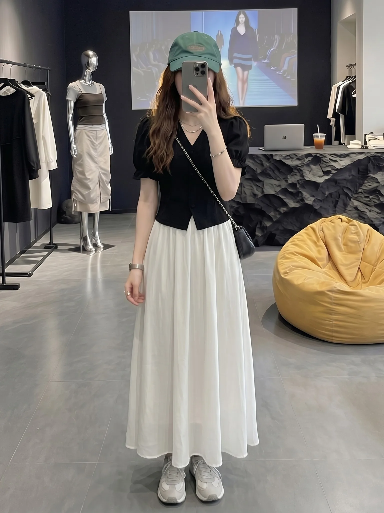 

Unique Bubble Sleeve Top And White Skirt Set Summer New Style Fashion Design Women's Business Casual Outfit Lightweight Cotton