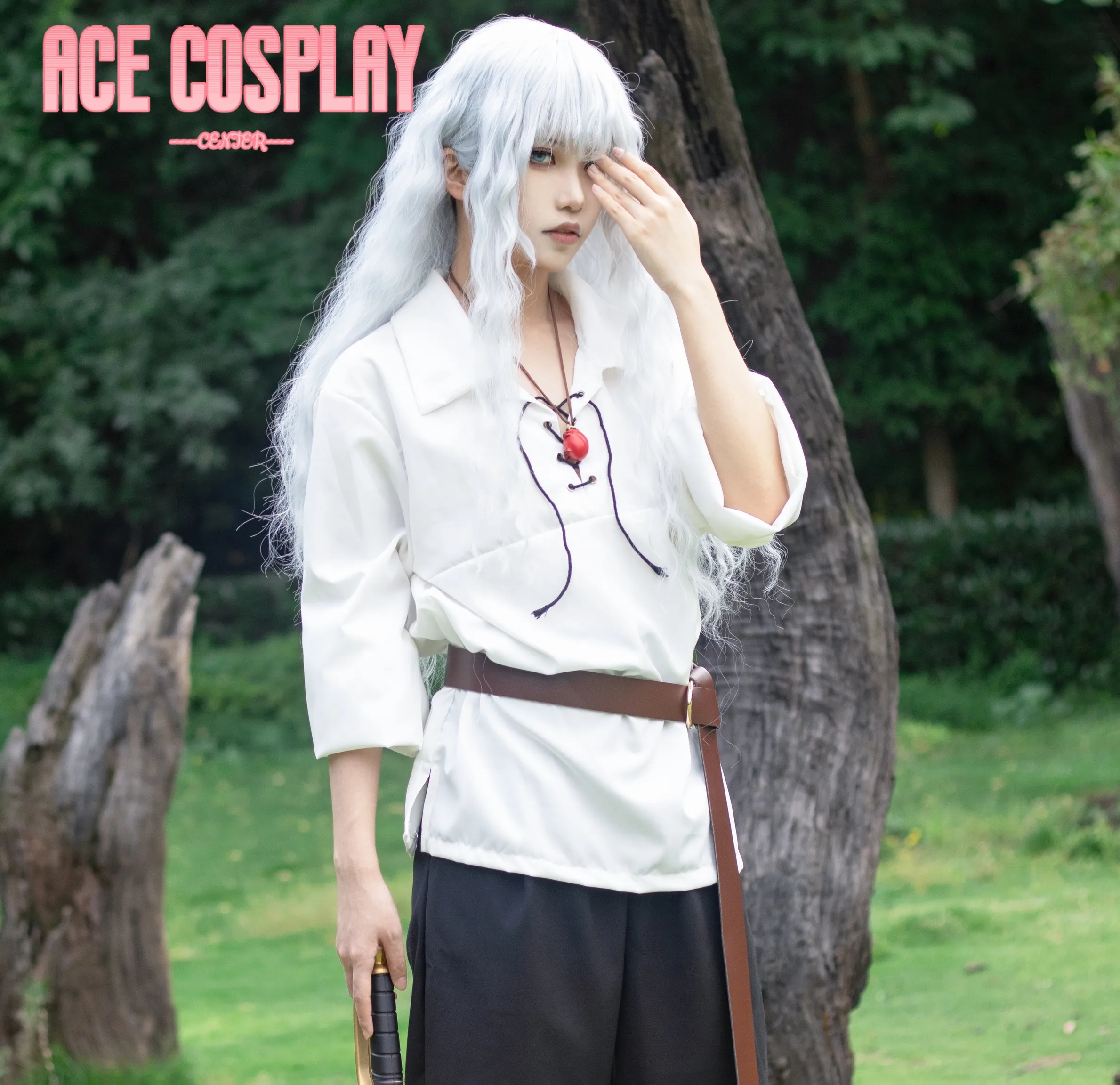 Griffith Cosplay-Kostüm: Perfekte Replik aus der Welt von Berserk – Ein detaillierter Testbericht