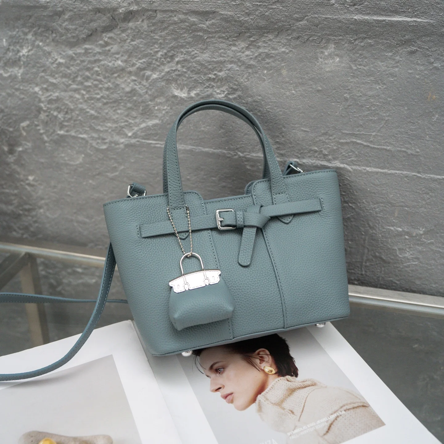 

Genuine Leather Fashion Women's Shoulder Crossbody Bags Luxury Designer Brand Ladies Handbag for Woman Cowhide Female Tote New