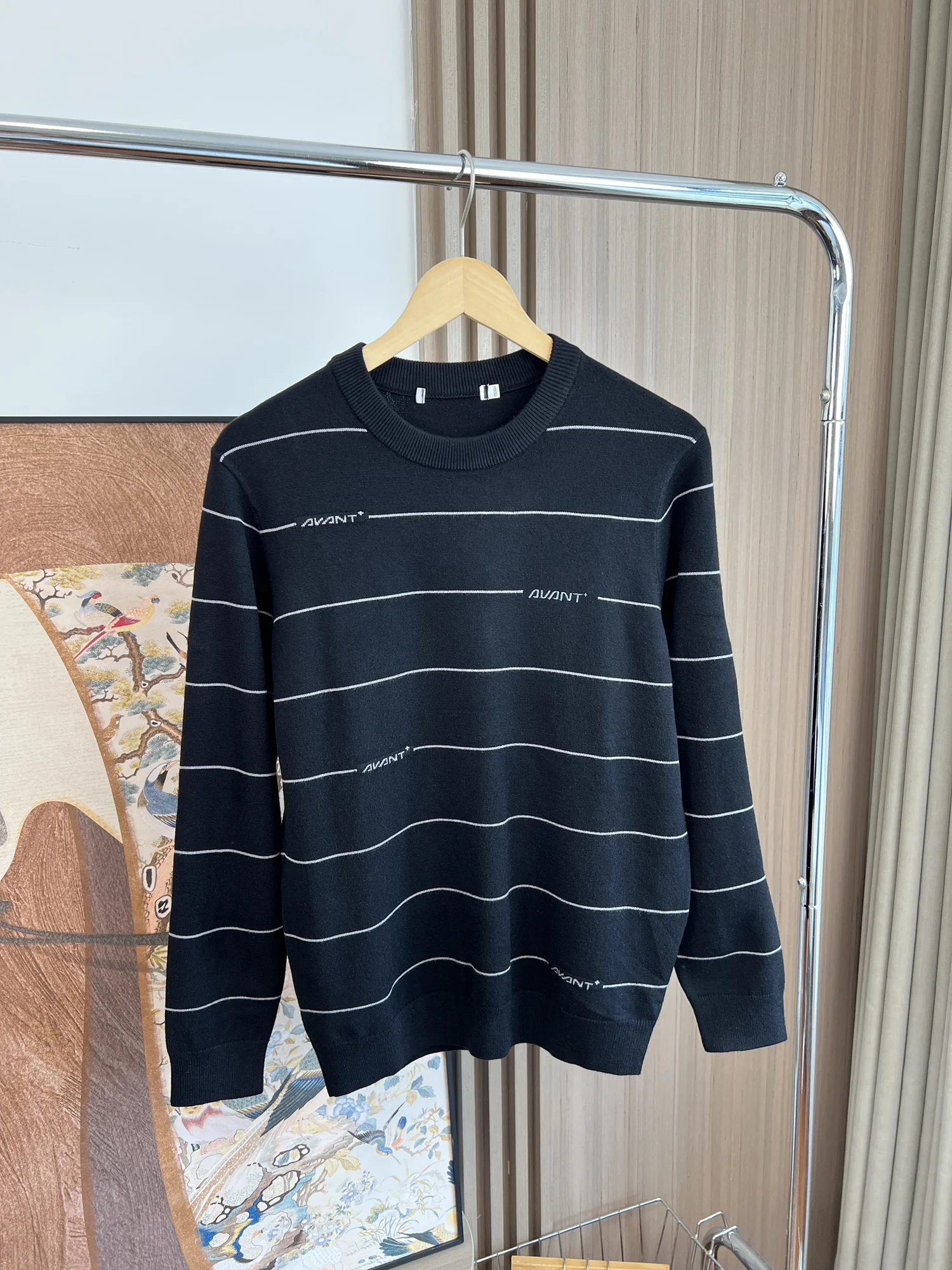 

Мягкий вязаный свитер для мужчин на осень, с вышивкой из основной пряжи, в полоску, комфортный, с длинными рукавами, круглый вырез горловины