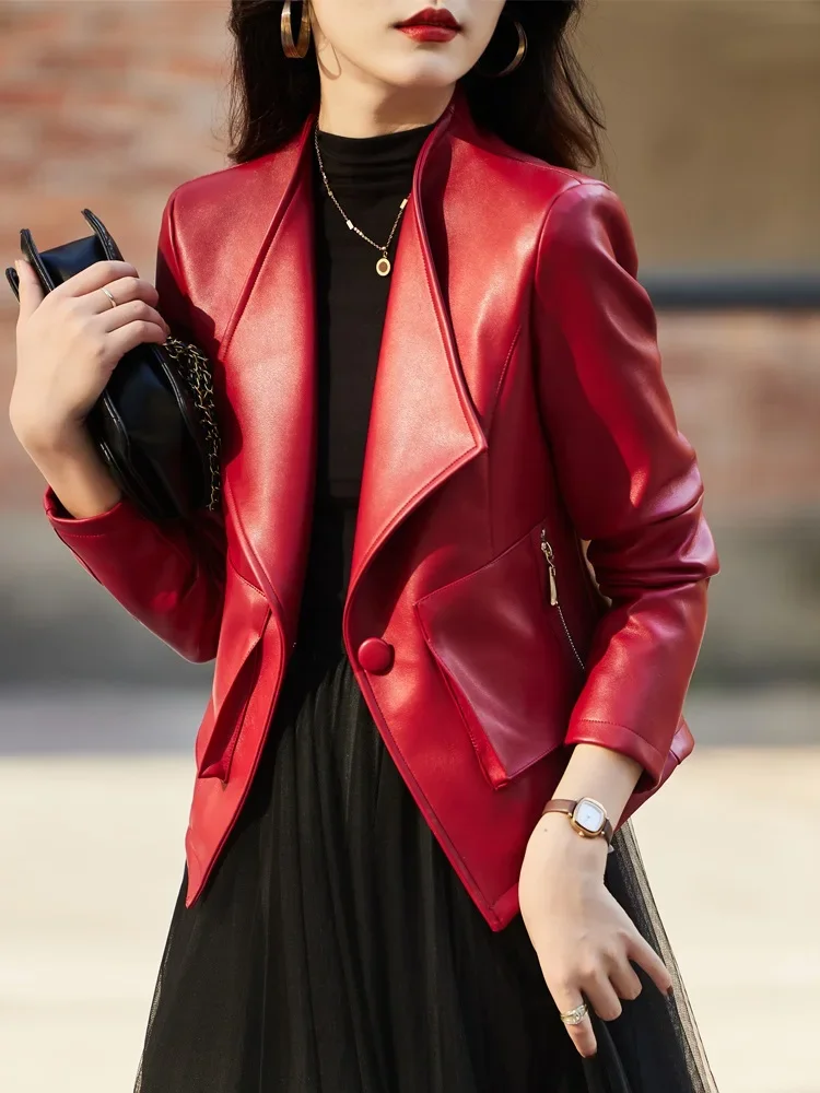 Veste en cuir mince décontractée pour femmes, vestes d'automne et d'hiver, vêtements à la mode pour femmes, revers combiné court rouge, 2023