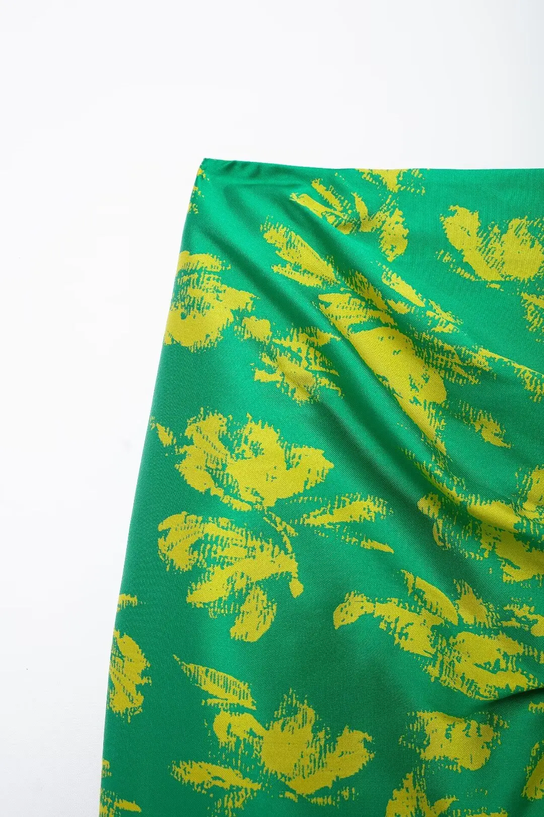 กระโปรงง่ายและอเนกประสงค์เอวสูงสไตล์สตรีทกระโปรงหนังแฟชั่นสไตล์ยุโรปและอเมริกาใหม่ฤดูใบไม้ร่วง