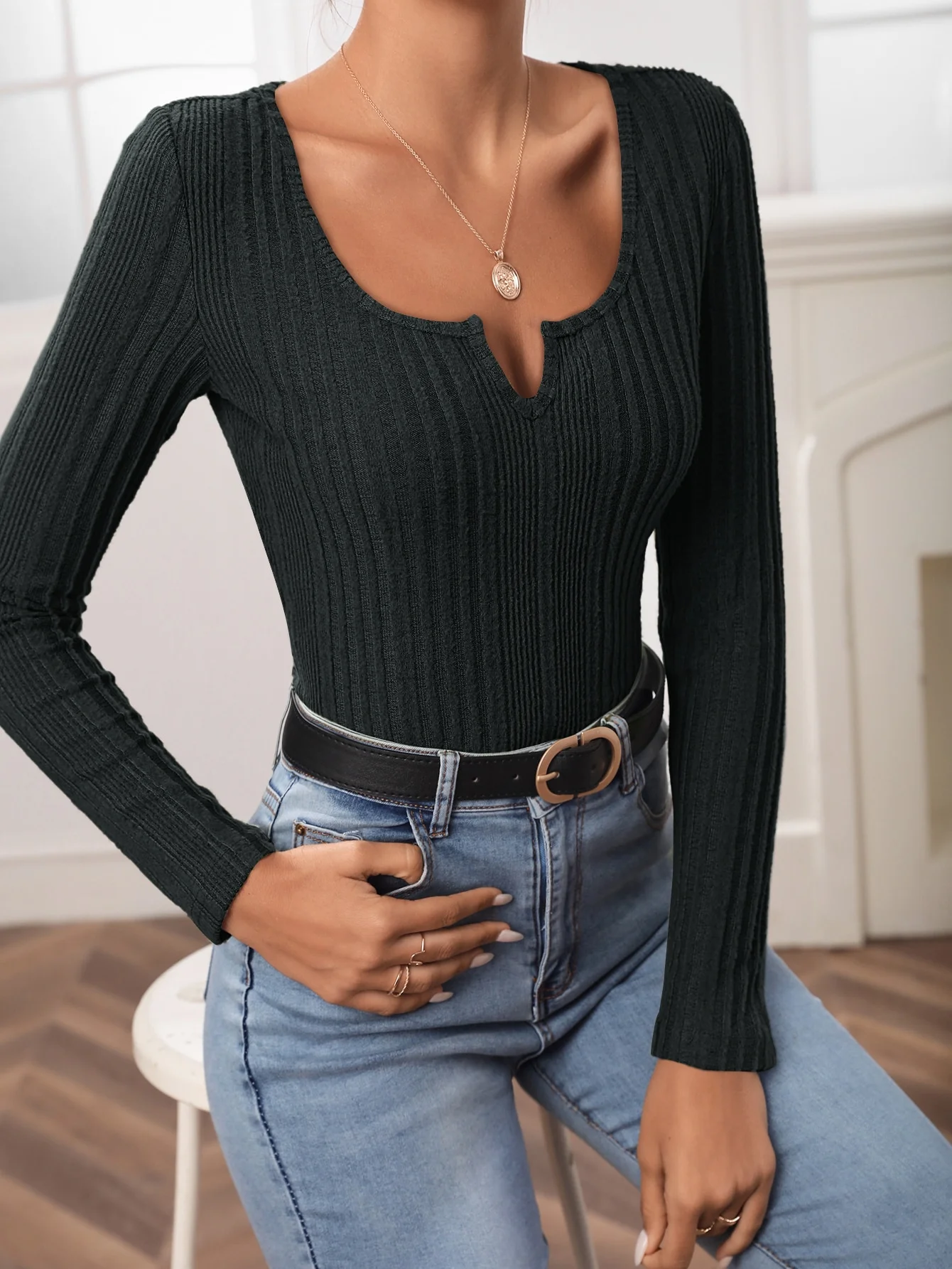 

Женский утягивающий свитер с v-образным вырезом и длинными рукавами, вязаный топ, модная ранняя осень-зима, внутренняя одежда, низ в полоску