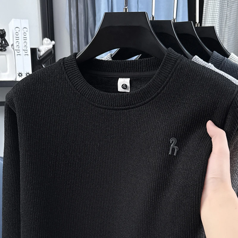 Winter Velvet Round Neck Sweatshirt for Men, New Long Sleeved Loose T-shirt, Middle-aged Thick Warm Base Shirt