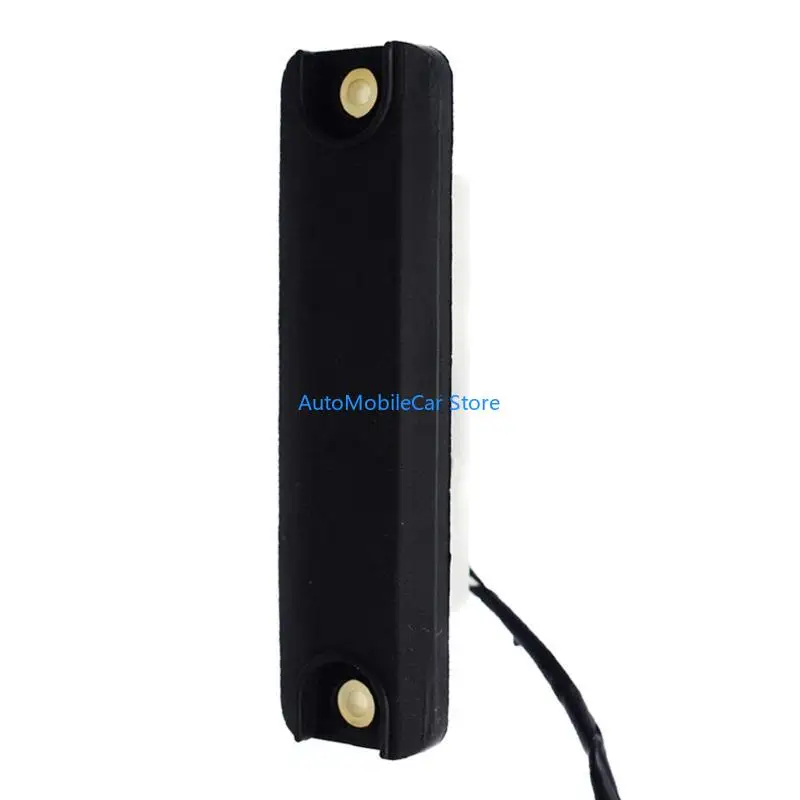 G8TE Tailgate Handle Micro Switch Trunk إصدار 20010 84840-20010 6577997726