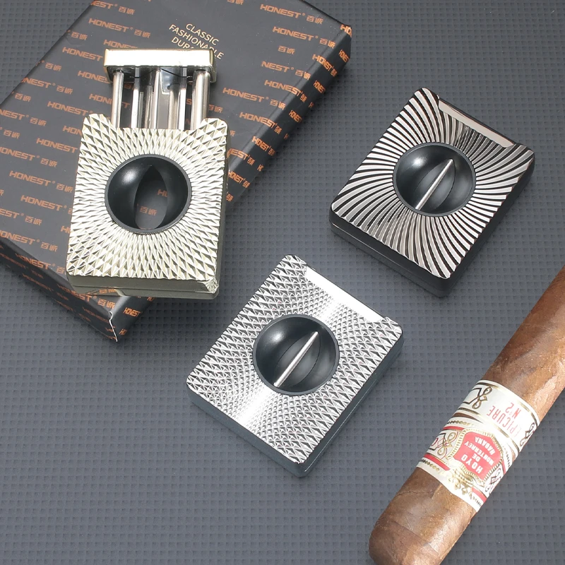 Sigarenschaaraccessoires Metaal V-vormige schaar Draagbaar Scherp Druk op één klik Driedimensionale snijtechnologie