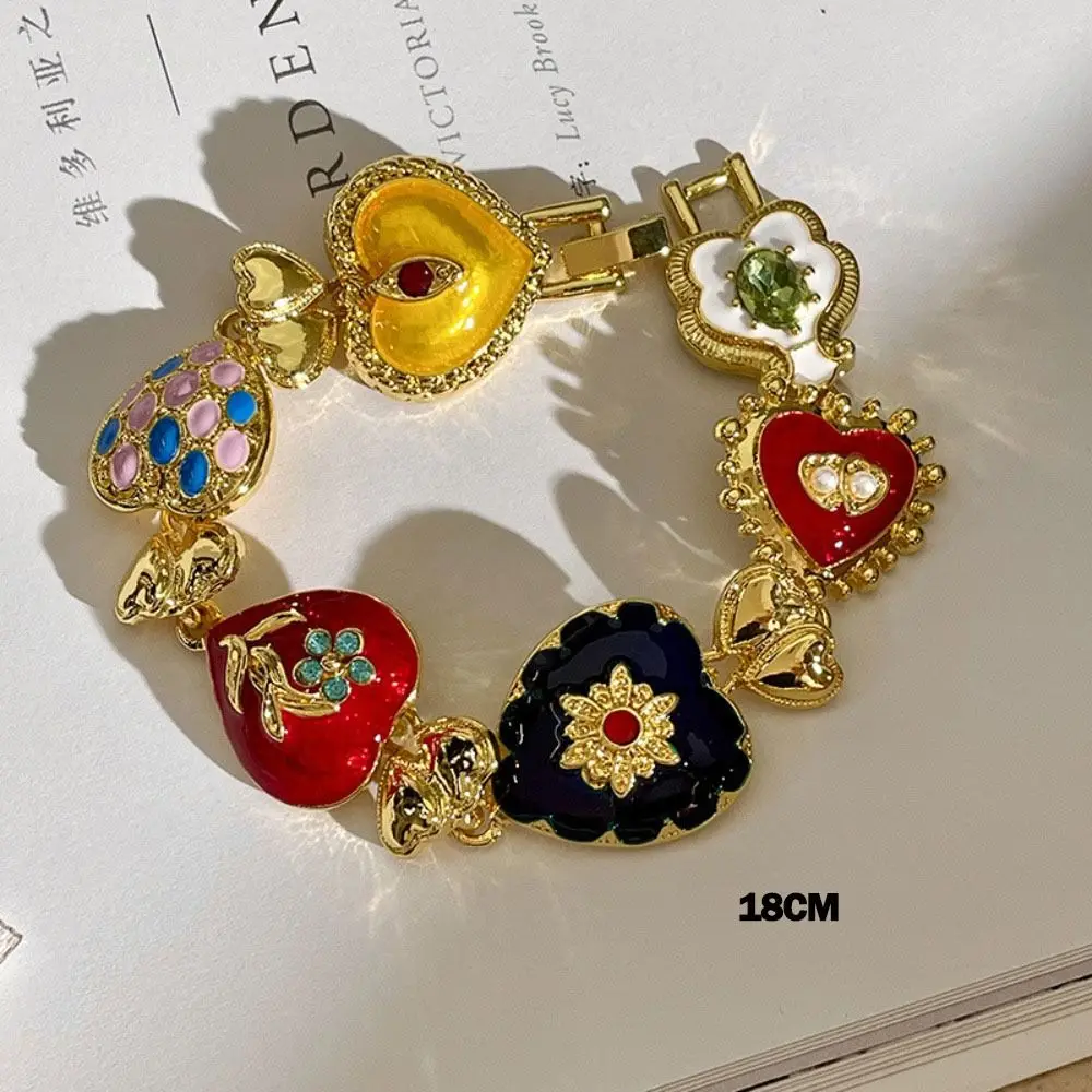 قلادة نمط المحكمة خمر ، مجوهرات منحوتة فنية عتيقة ، نمط قصر الإغاثة ، الإغاثة الملونة