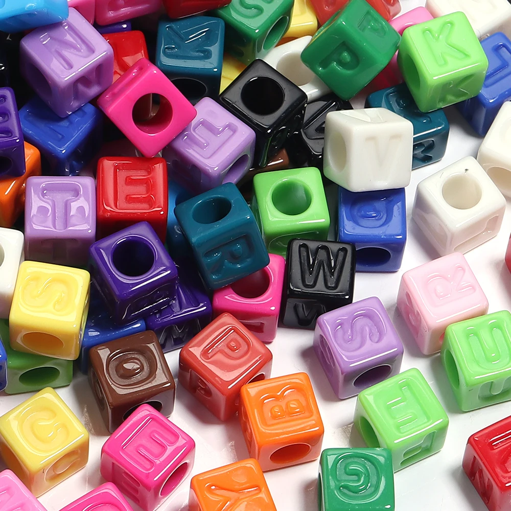 50 teile/los Acryl Quadrat Alphabet Perlen Einfarbig Große Loch Buchstaben Perlen Lose Spacer Perlen Für DIY Schmuck Machen Armband