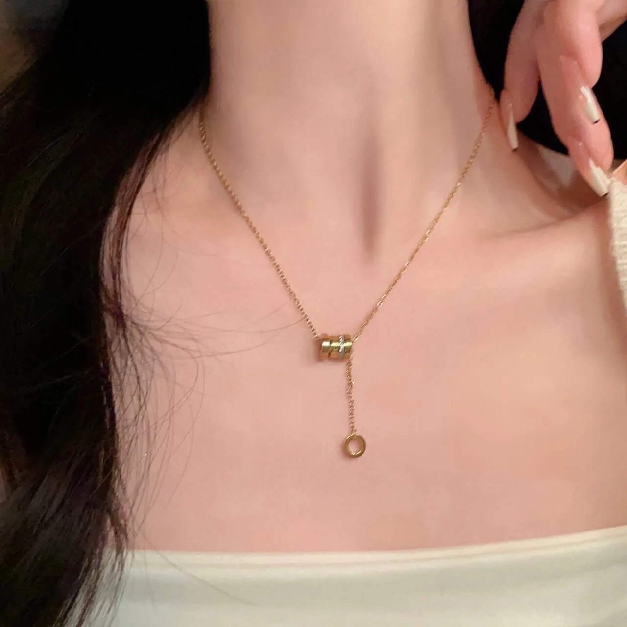 

Collarbone Chain Titanium Steel Does Not Fade Small Waist Light Luxury Necklace Female Summer Niche High-end Design 2