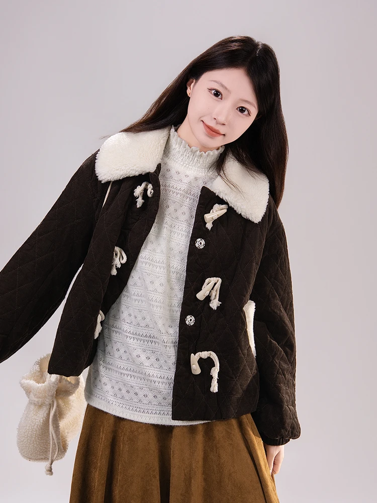 

Женская зимняя куртка из хлопка ручной работы с воротником из овечьей шерсти, ромбовидной строчкой, на пуговицах, свободного кроя, в стиле Sweet Sle