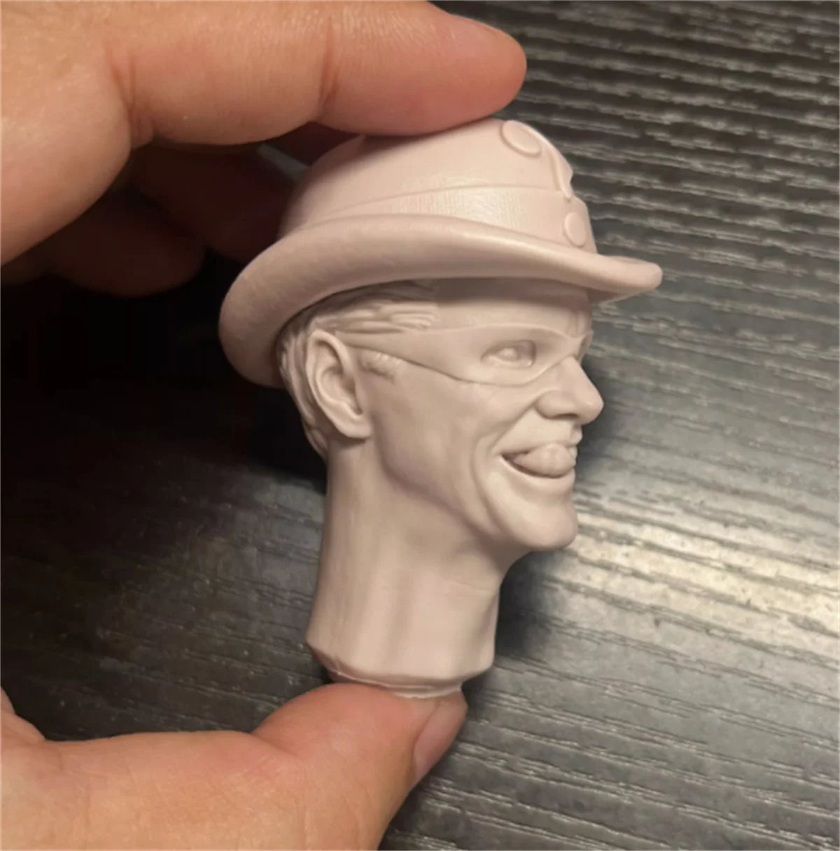 

1/6 Jim Carrey Male Head Sculpture Movie Toys Unpainted 1/6 Toys Model Fit 12" Action Figure Collection