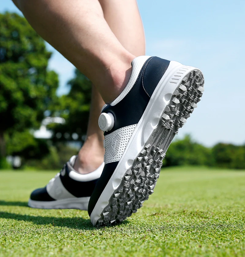Men Golf Shoes White Waterproof Rotating Buckle Fitness Spikeless Anti slip Golf Training Shoes Lightweight Mens Golf Sneakers