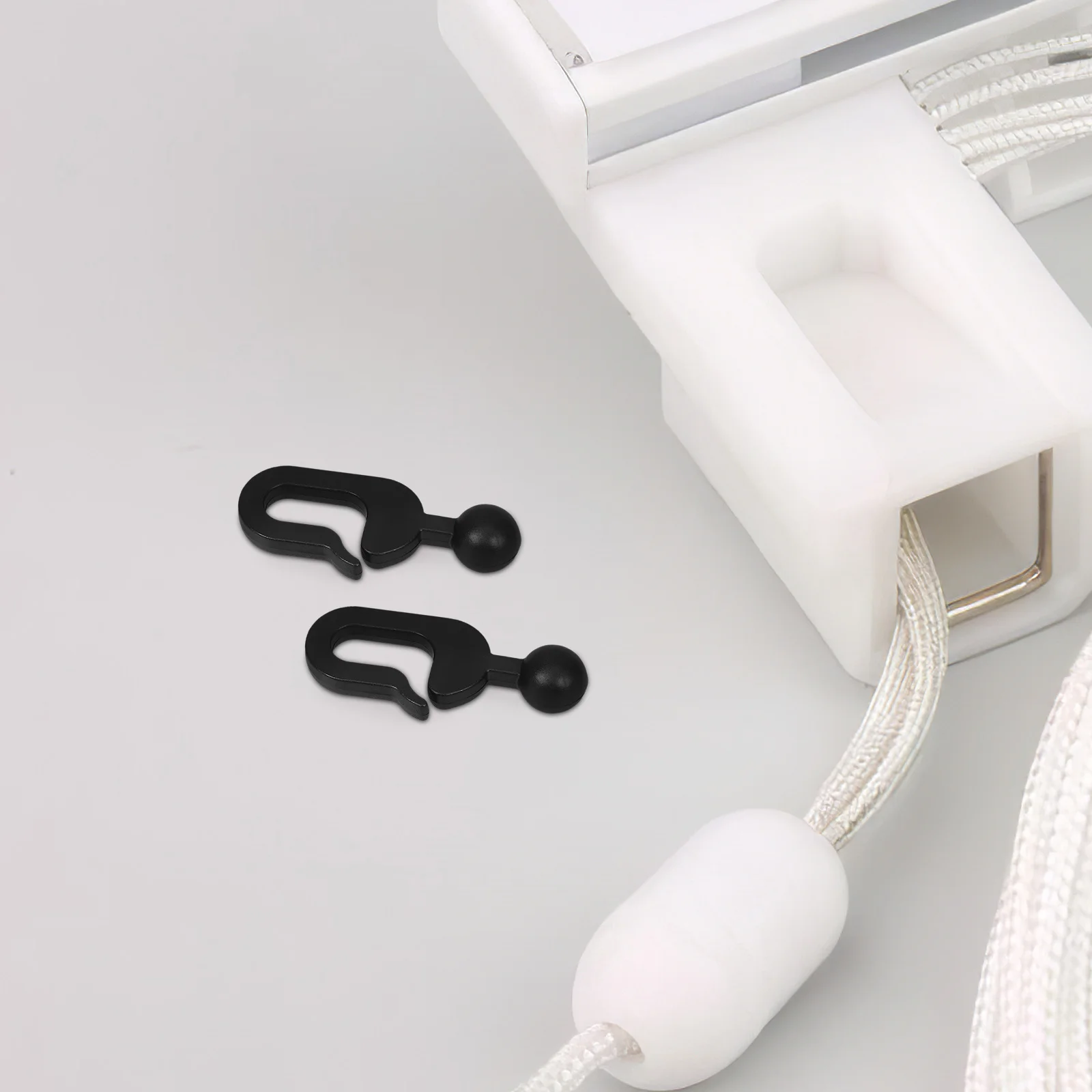 

100pcs Tent Accessories Hooks: Universal Gazebo Curtain Clips Track System Awnings Durable Plastic Hooks Outdoor