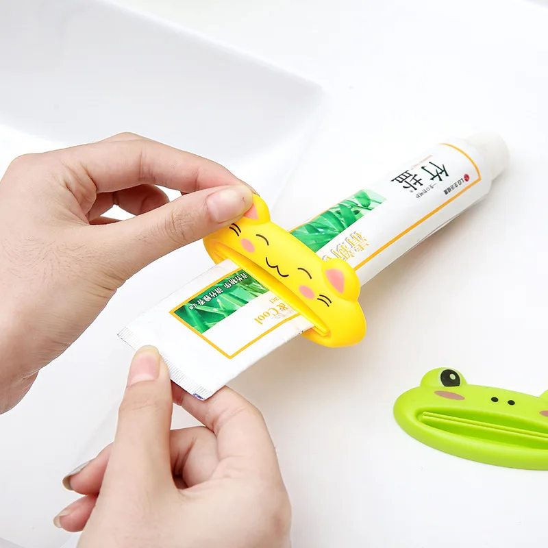 Kitchen Accessories Bathroom Multi-function Tool Cartoon Toothpaste Squeezer Kitchen Gadget Useful Home Bathroom Decoration