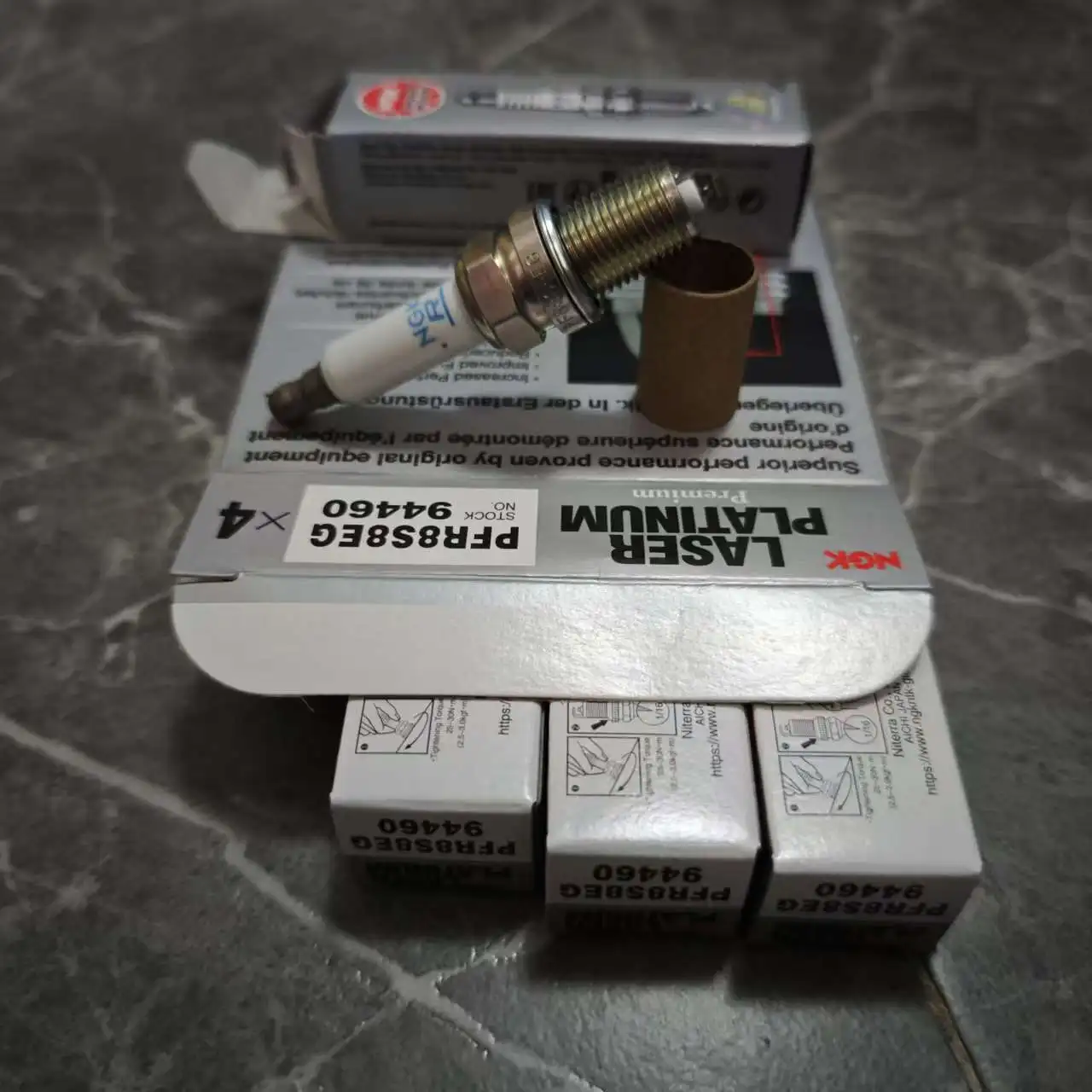 

4/6 шт. свечи зажигания PFR8S8EG NGK 94460 для VOLKSWAGEN VW JETTA PASSAT B6 B7 TIGUAN EOS GOLF SKODA OCTAVIA SEAT ALTEA LEON