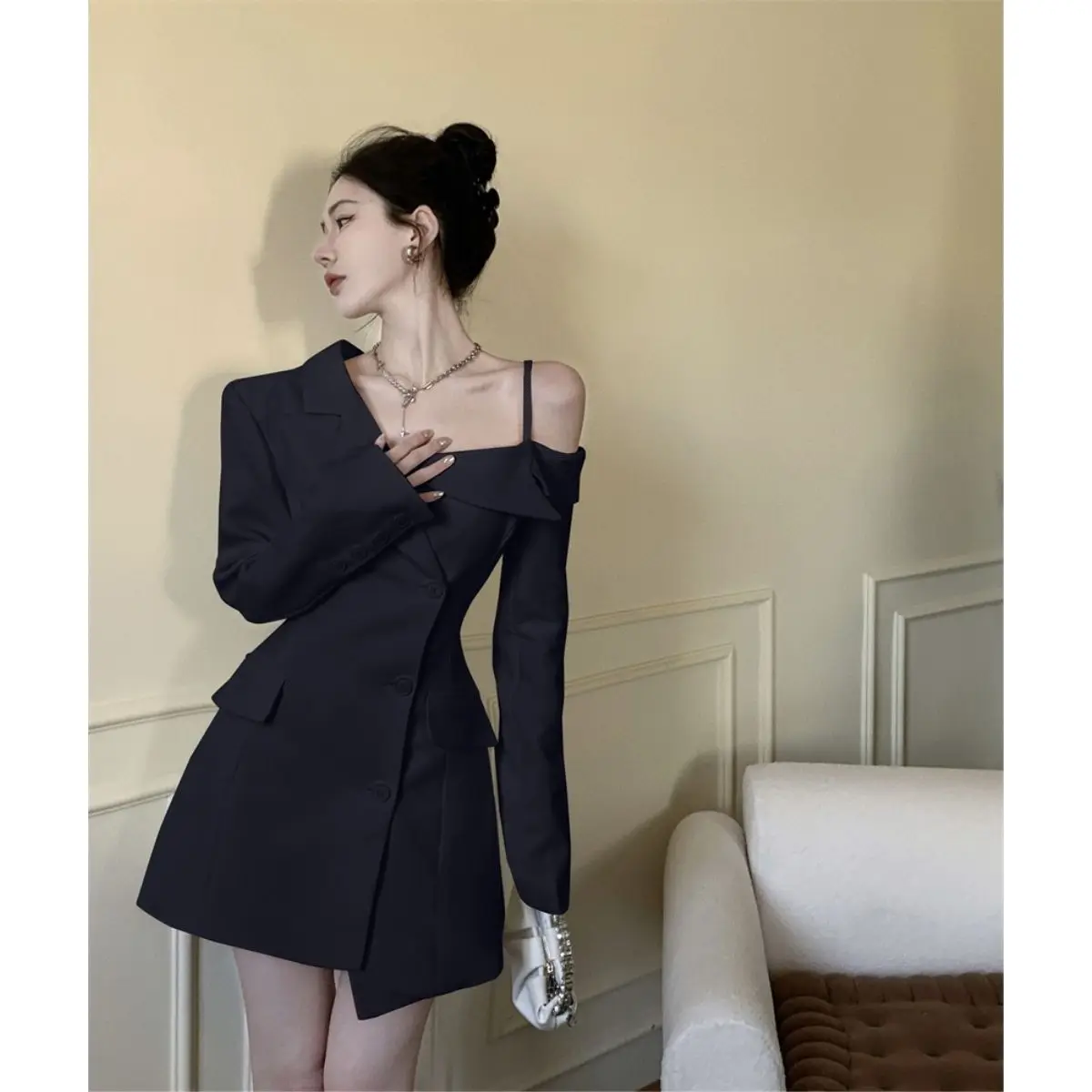 Chic coreano Fashion Dress donna elegante temperamento abiti con spalle scoperte primavera 2023 irregolare Slim Button Up Blazer Dress 2023