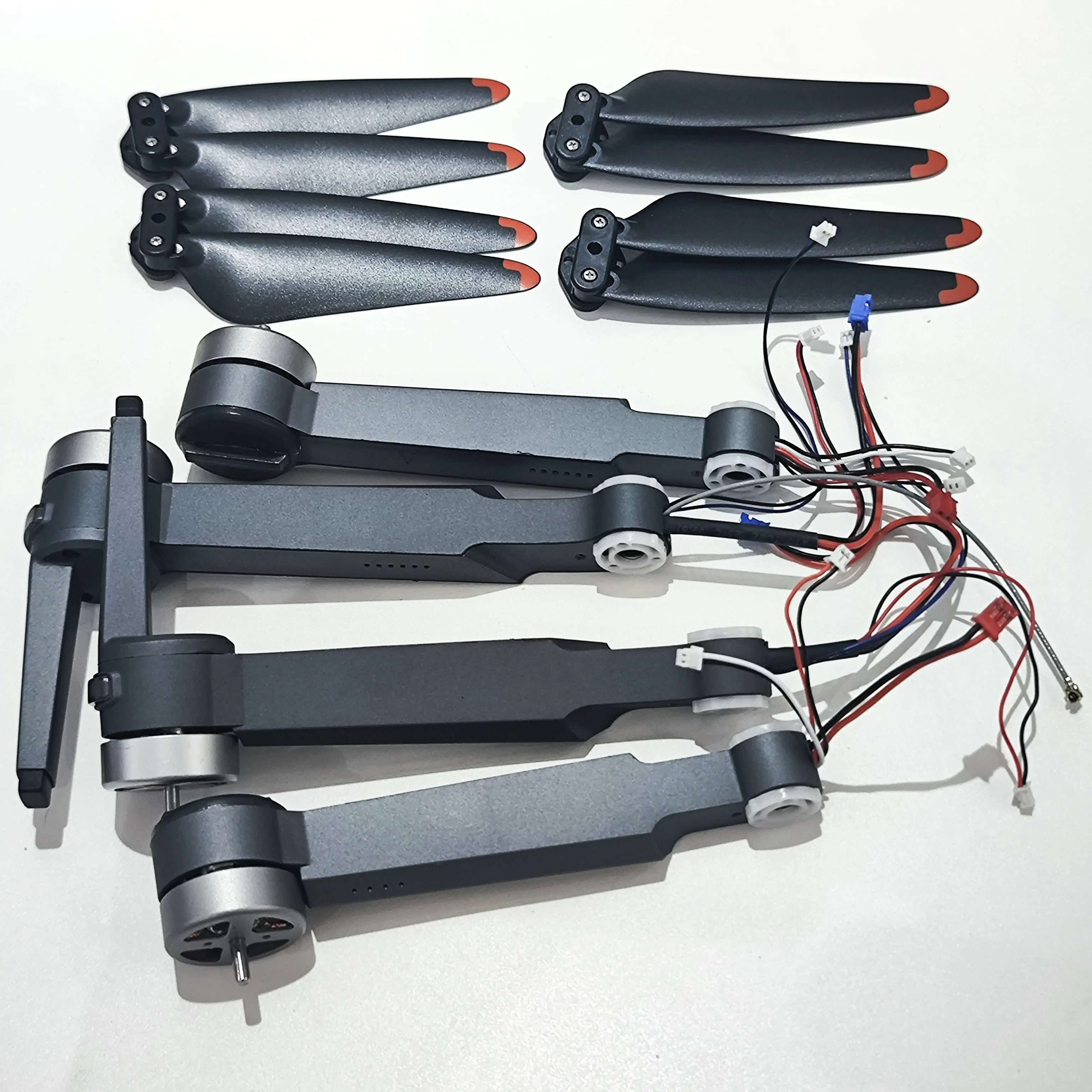 

KF104-MAX Drone Original Brushless Motor Arm Set + 4PCS Blade Propellers for KF104 MAX2 GPS RC Foldable Quadcopter Spare Parts