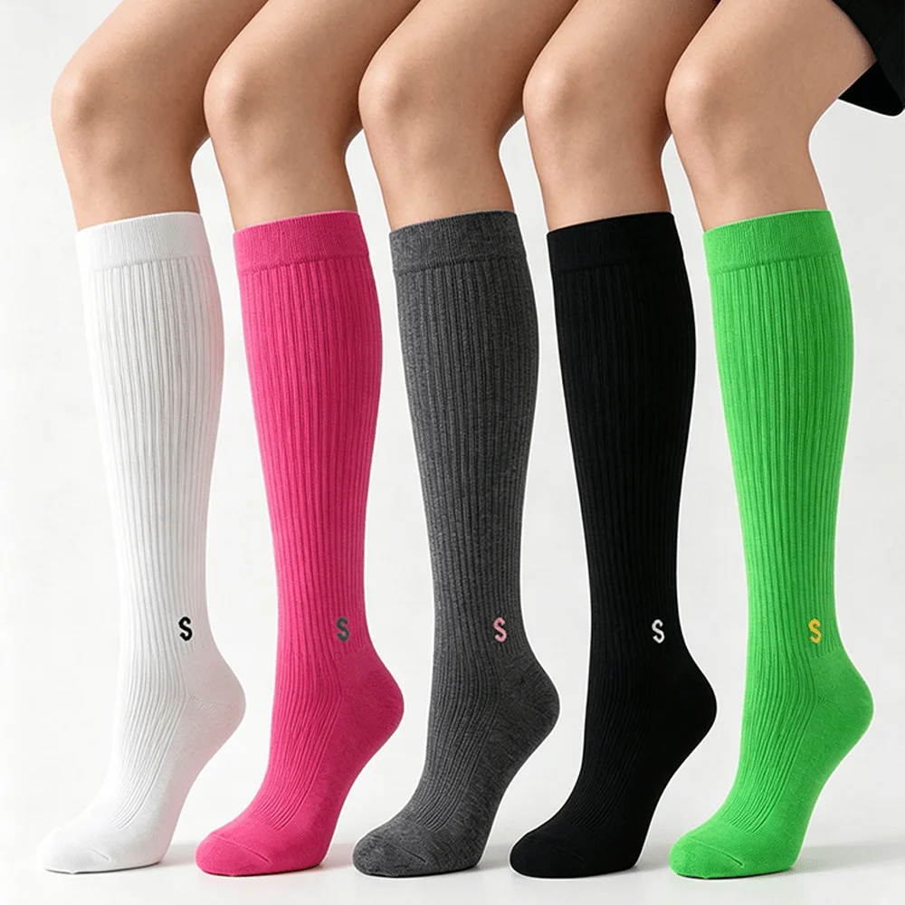 1 Paar farbige Damen-Wadensocken mit dem Buchstaben S, Sport- und Freizeitsocken, atmungsaktive und bequeme lange Socken