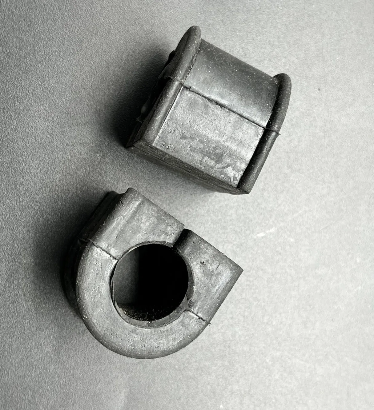 

2 шт. для Zotye 2008 5008 T200 балансировочный стержень Резиновый рукав передний стабилизатор втулка открывающийся клей