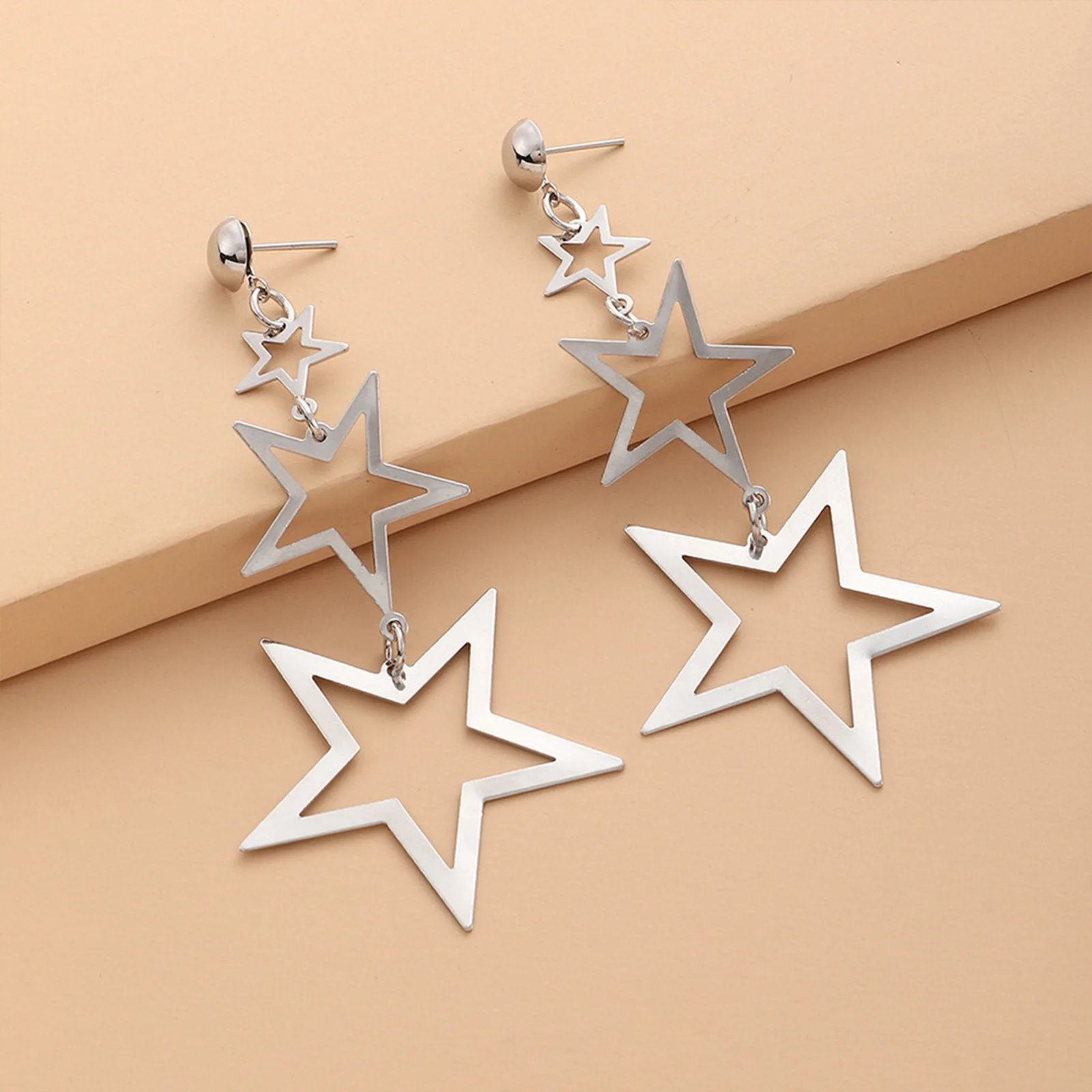 Cross-border New Product Golden Five-pointed Star Metal Long Earrings Silver Ladies Star Earrings European and American Style...