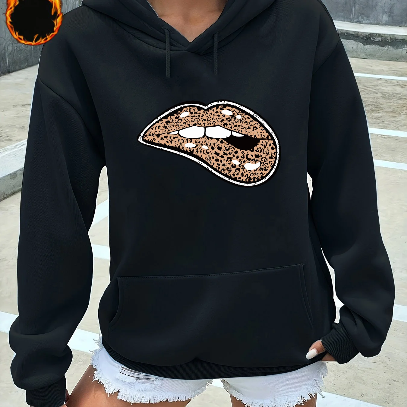 女性の秋と冬の暖かくゆったりとしたカジュアルなヒョウ柄リッププリントパターンプリントベルベット長袖フード付きスウェットシャツ