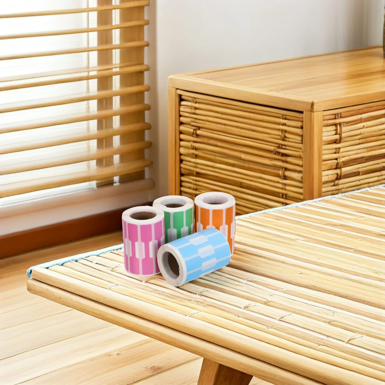 

500pcs 4 Rolls Jewelry Price Tags Self Adhesive Waterproof Labels For Necklace Ring Bracelet Retail Display Sticker