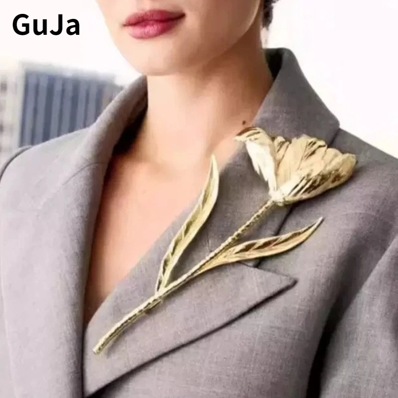 

Fashion Jewelry Elegant Temperament Personality Flower Metal Brooches For Women Party Gifts Wholesale Hot Selling Accessories