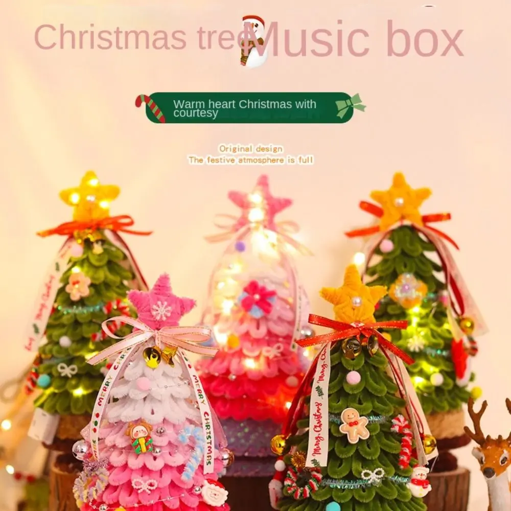 Set di detergenti per tubi natalizi fatti a mano, albero di Natale rotante artigianale, steli in ciniglia, albero di Natale in peluche di cartone animato, bastoncino twist fai da te