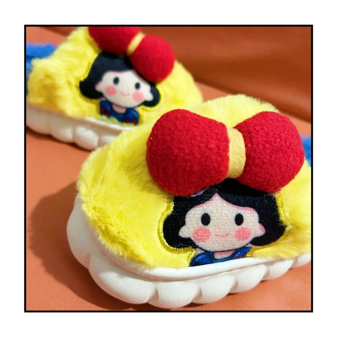 Spring Autumn Winter Kids Shoes girl Snow White Warm Slippers Children Christmas Slippers Pantoufle Enfant Baby Shoes