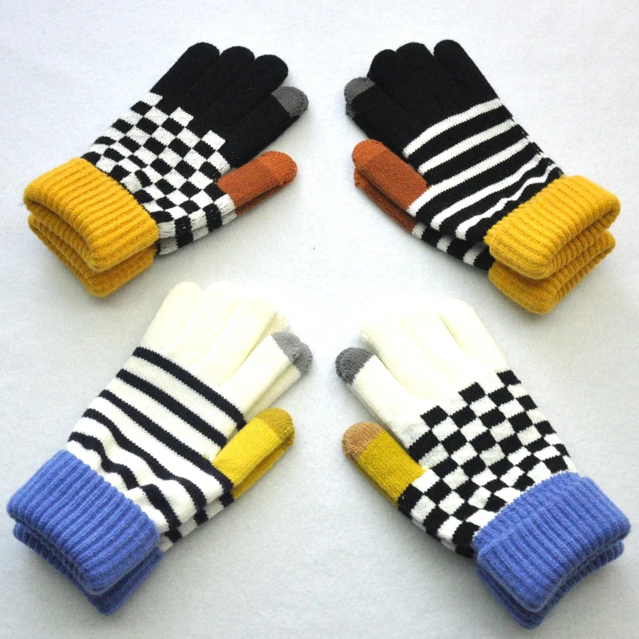 Adult Winter Warm Fleece-Lined Thick Knitted Gloves with Double Cuffs, Stripes, and Checkered Jacquard Knitting