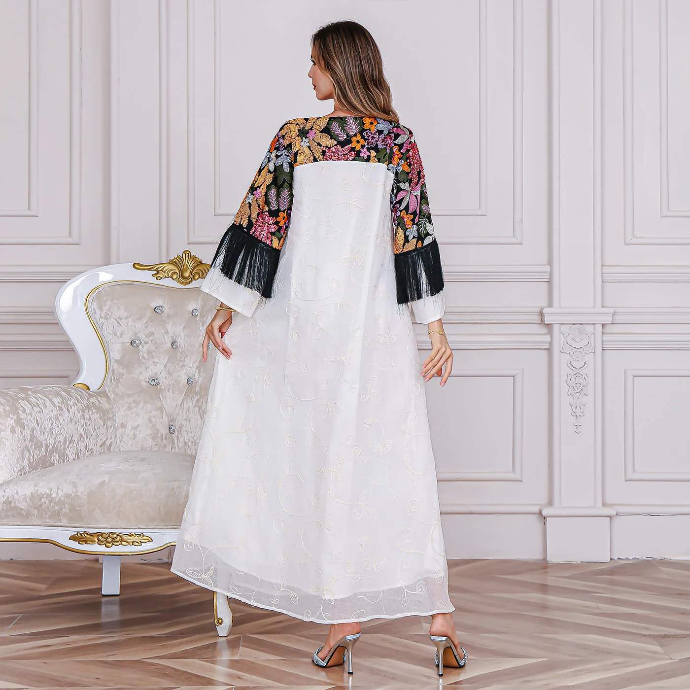 Nuovo abito da sera musulmano Abito lungo femminile Perline ricamate Abito Jalabiya da donna Dubai Turco Islam Abbigliamento da festa