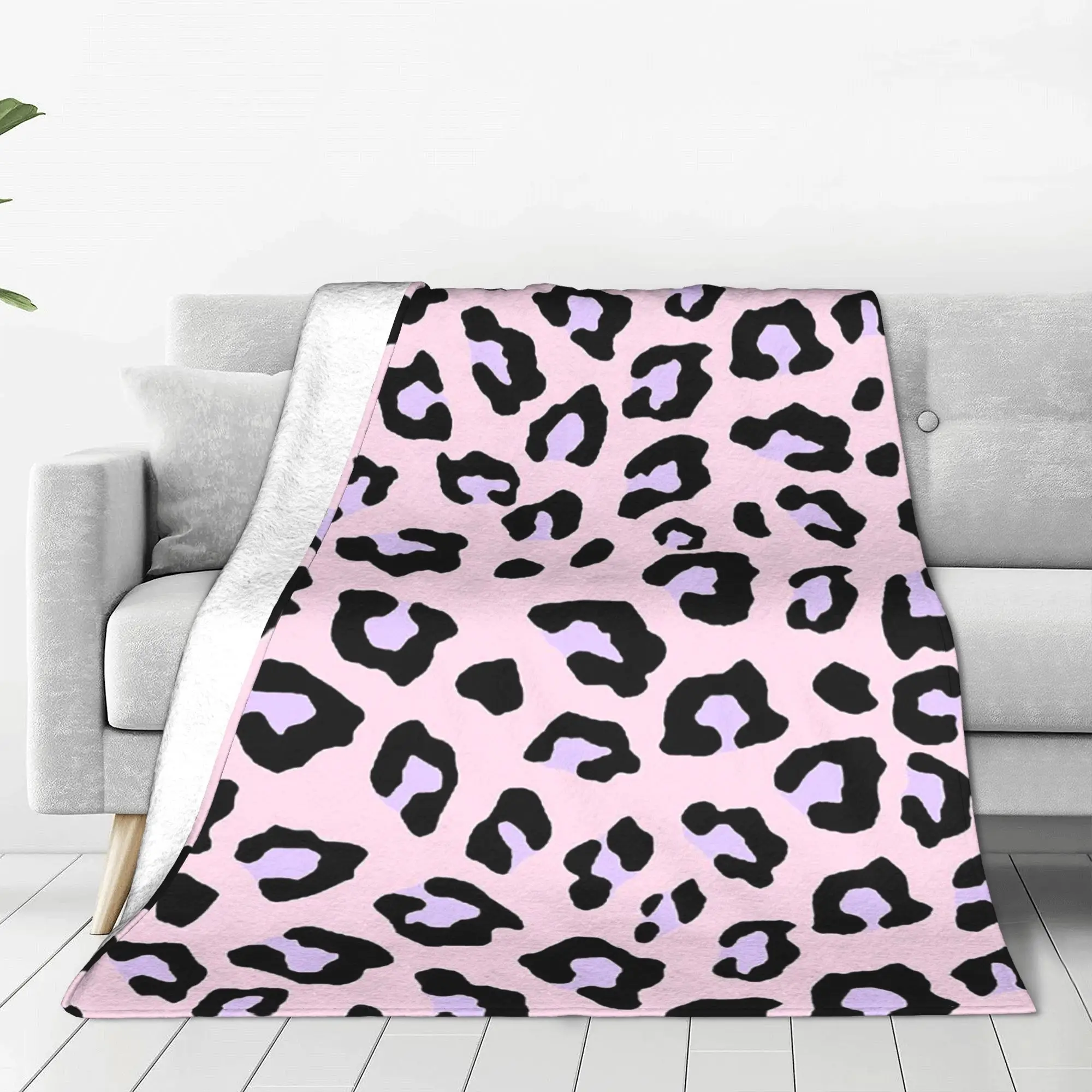 Cow Pattern Blanket Fleece Spring Autumn Pink Portable Super Warm Throw Blankets for Home Bedroom Bedspread