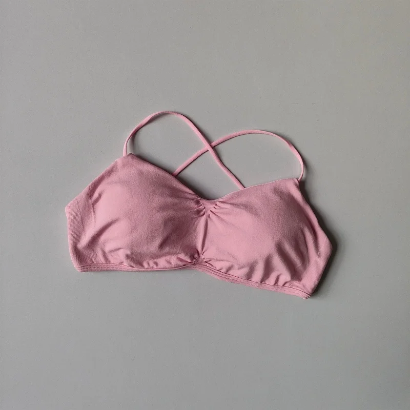 Nahtloser Yoga-BH für Damen mit Riemchen und überkreuztem Rücken, V-Ausschnitt, Push-up-Effekt, Sport-BH mit integriertem Brustpolster, Fitness- und Pilates-Trainingsunterwäsche. – Detail 4