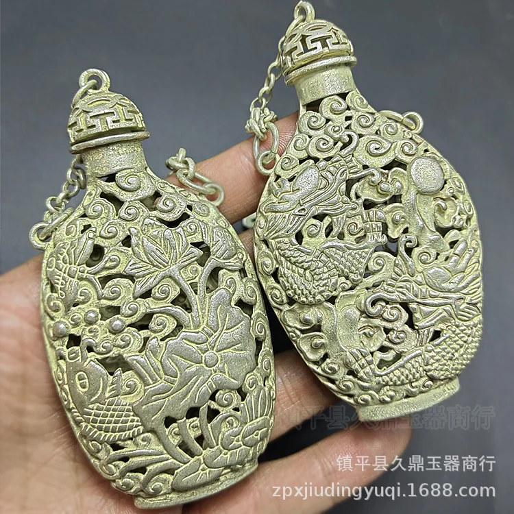 Antique miscellaneous antique double-sided openwork silver ornaments vase pendant wholesale Home office silver ornaments wholesa