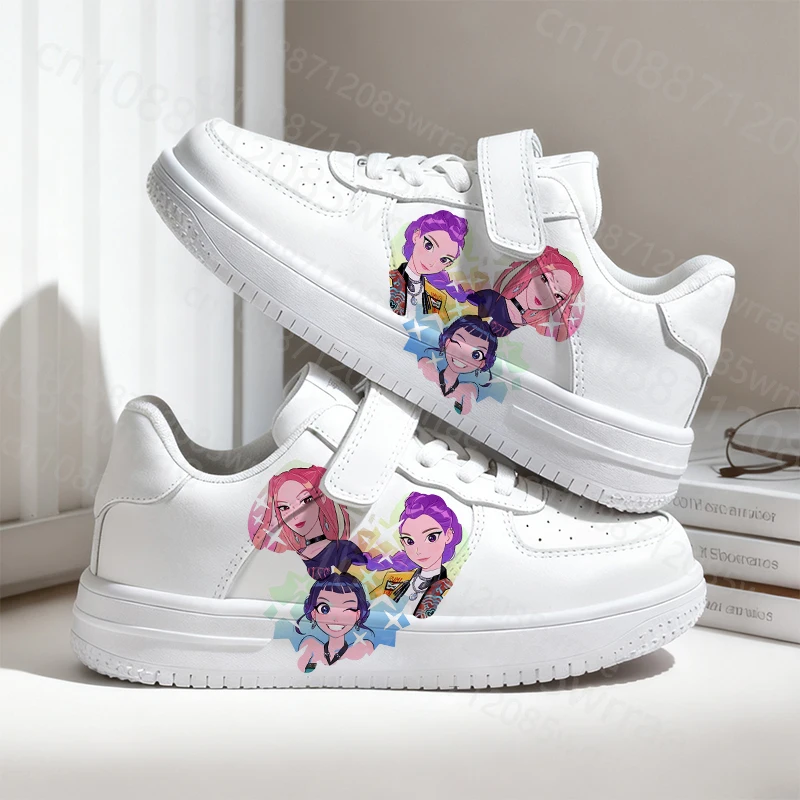 2025 عيد الميلاد KPop شيطان الصيادين الطباعة أحذية الأطفال بنين بنات مريح أربعة مواسم تنفس أحذية التنقل