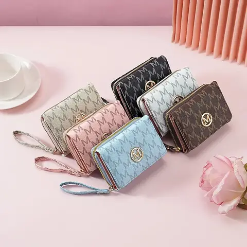 Threefold Zipper Wallet with Letter Pattern, Stylish Multi Color Card Holders & Wrist Straps, Purse for Women Chic Everyday Use-