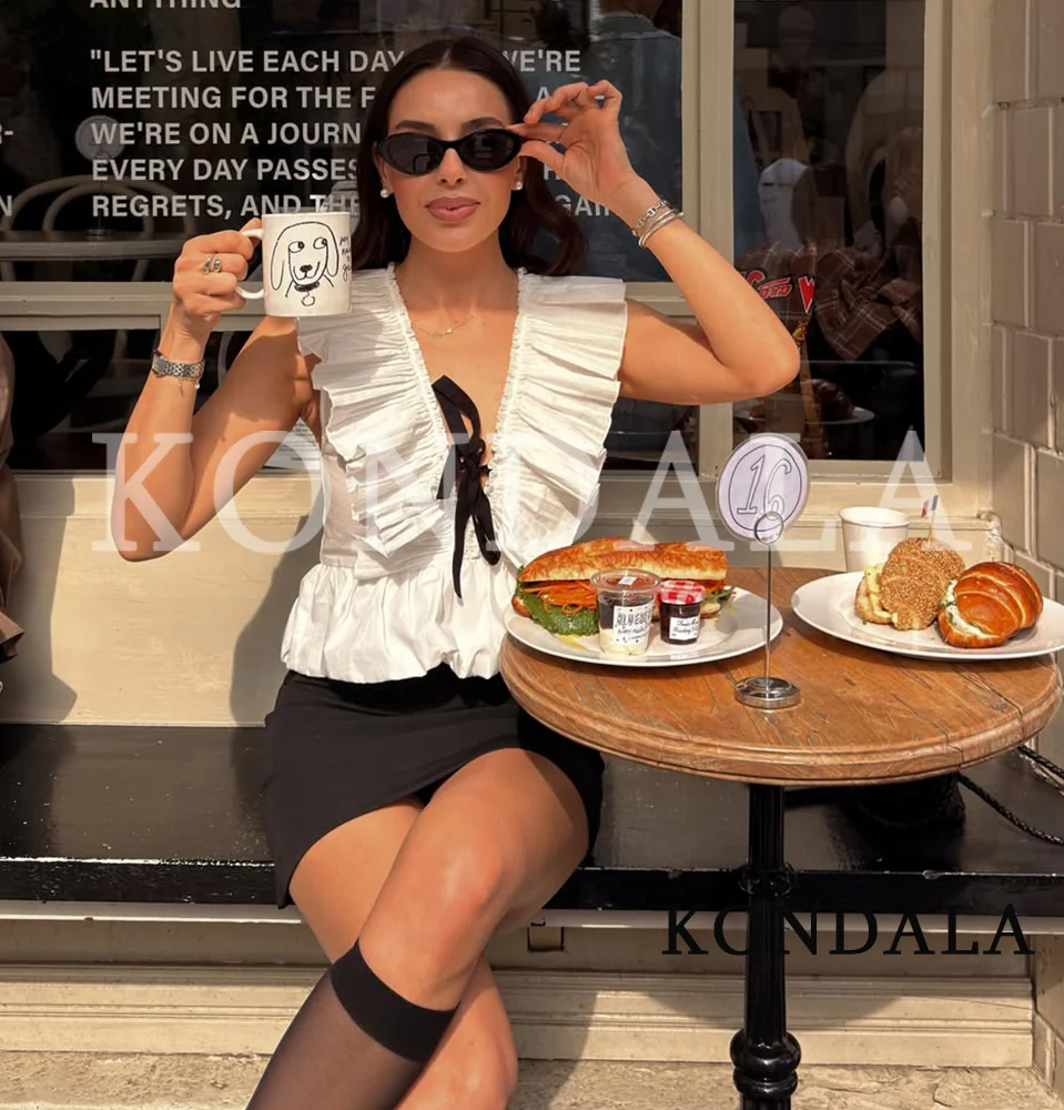 KONDALA Elegante Süße Schleifen-Tops für Damen – High-Street-Chic Plissierte Tiefer V-Ausschnitt Tanktops 2026 Sommer Trendige Damen-Oberteile für Urlaub & Dates