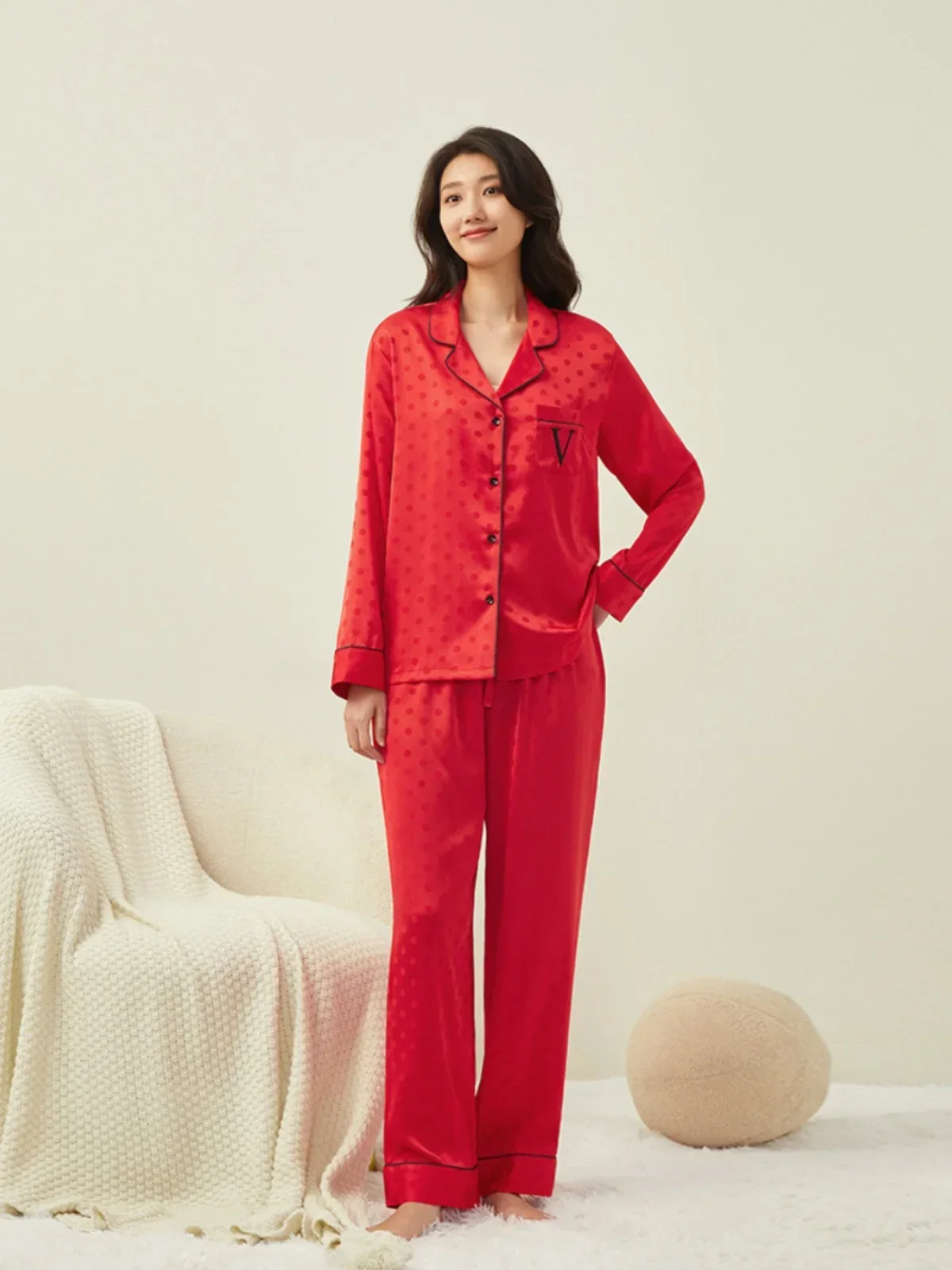 Weijia red embroidery wedding festive autumn and winter pajamas women  real silk satin zodiac year home clothes suit