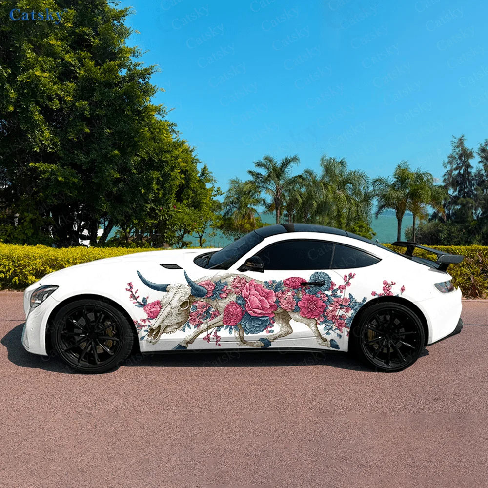 Horned Cattle Skull Floral Car Side Sticker Decor, PVC Waterproof Scratch Resistant Decal, Car Protection, Auto Accessories Gift