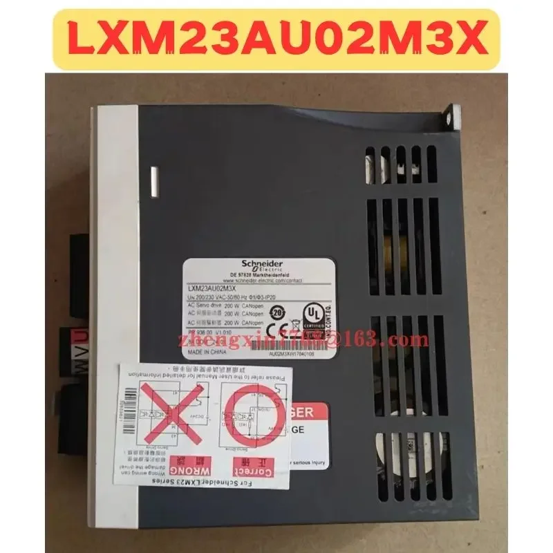 Servoazionamento LXM23AU02M3X testato OK