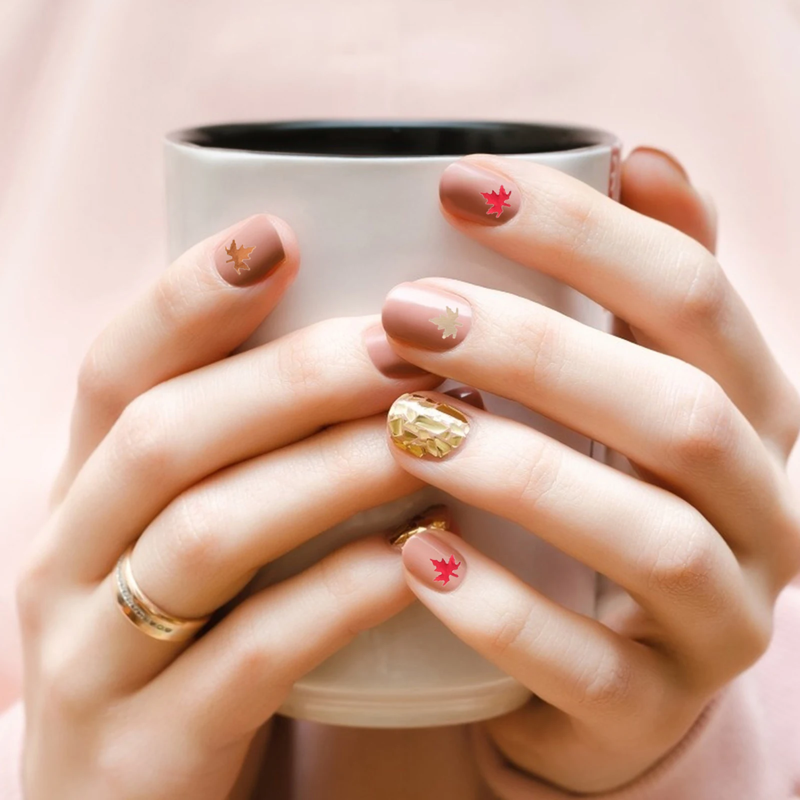 3 Bottles Manicure Sequins Kit Sparkling Nail Art Glitter Decor for Autumn Winter DIY Design Maple Leaf Paillettes