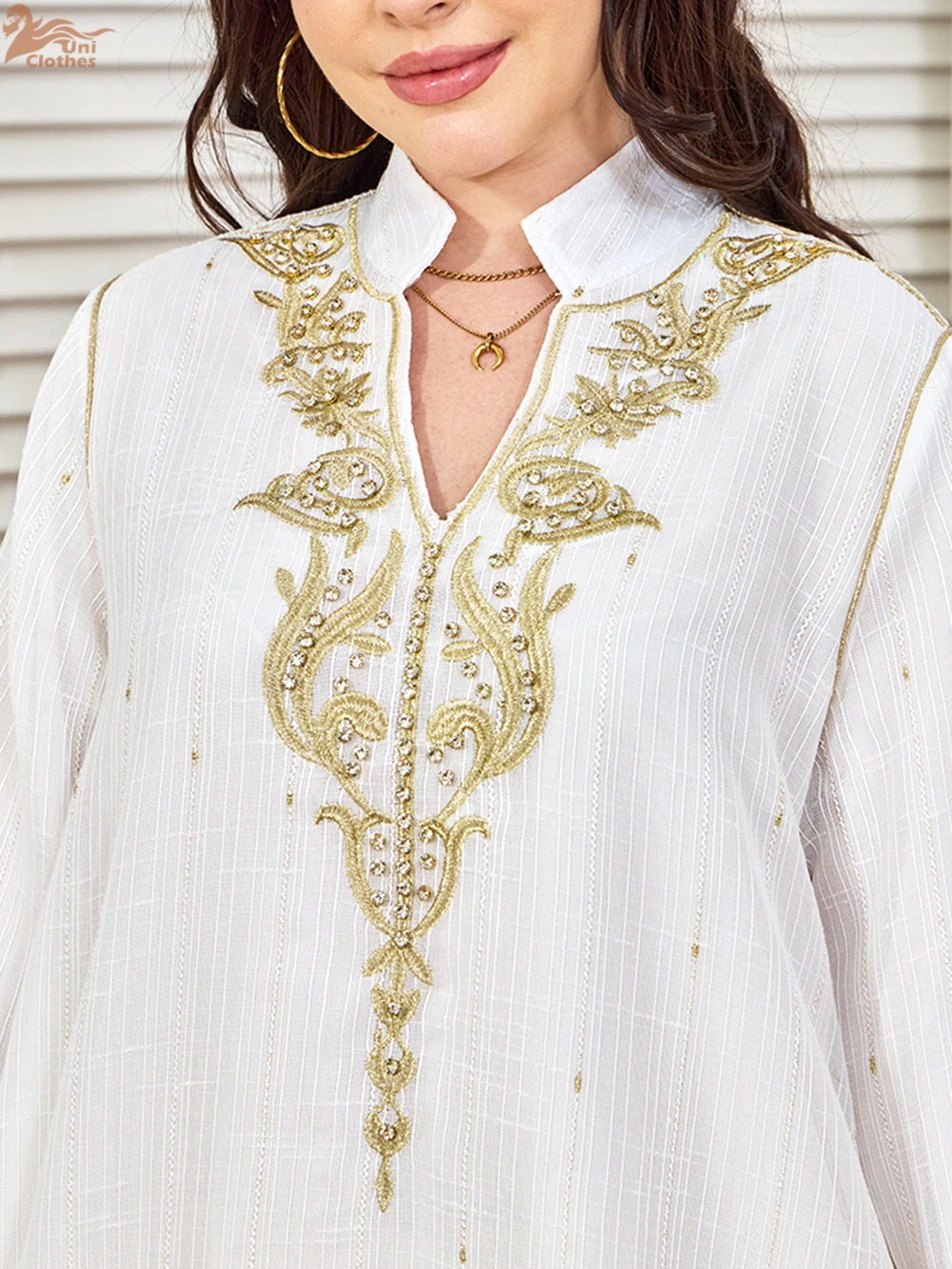 

Уни Рамадан Дубай вышивка абайи мусульманское элегантное женское вечернее платье с v-образным вырезом и длинным рукавом кафтан