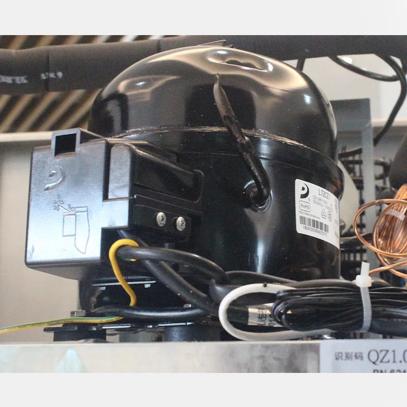 معدات المطاعم التجارية ثلاجة عاكسة رقمية مع منطقة طازجة رطبة وفريزر عميق ثلاجة تستقيم شعبية